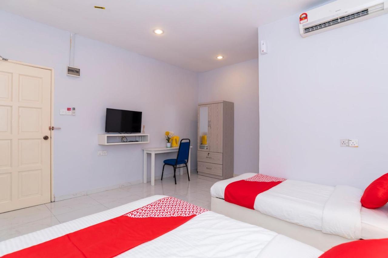 Oyo 1228 R & R Motel Johor Bahru Extérieur photo