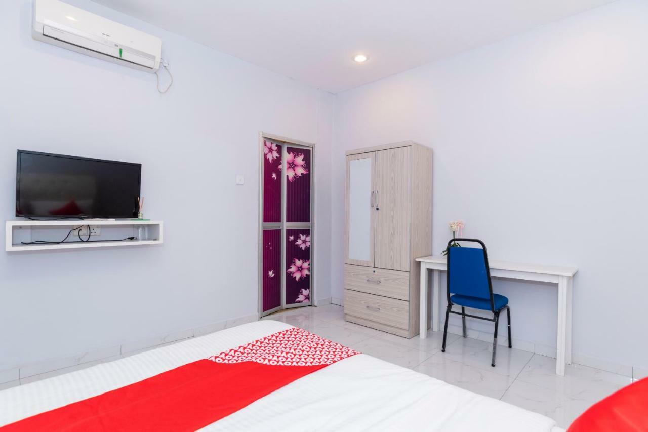 Oyo 1228 R & R Motel Johor Bahru Extérieur photo