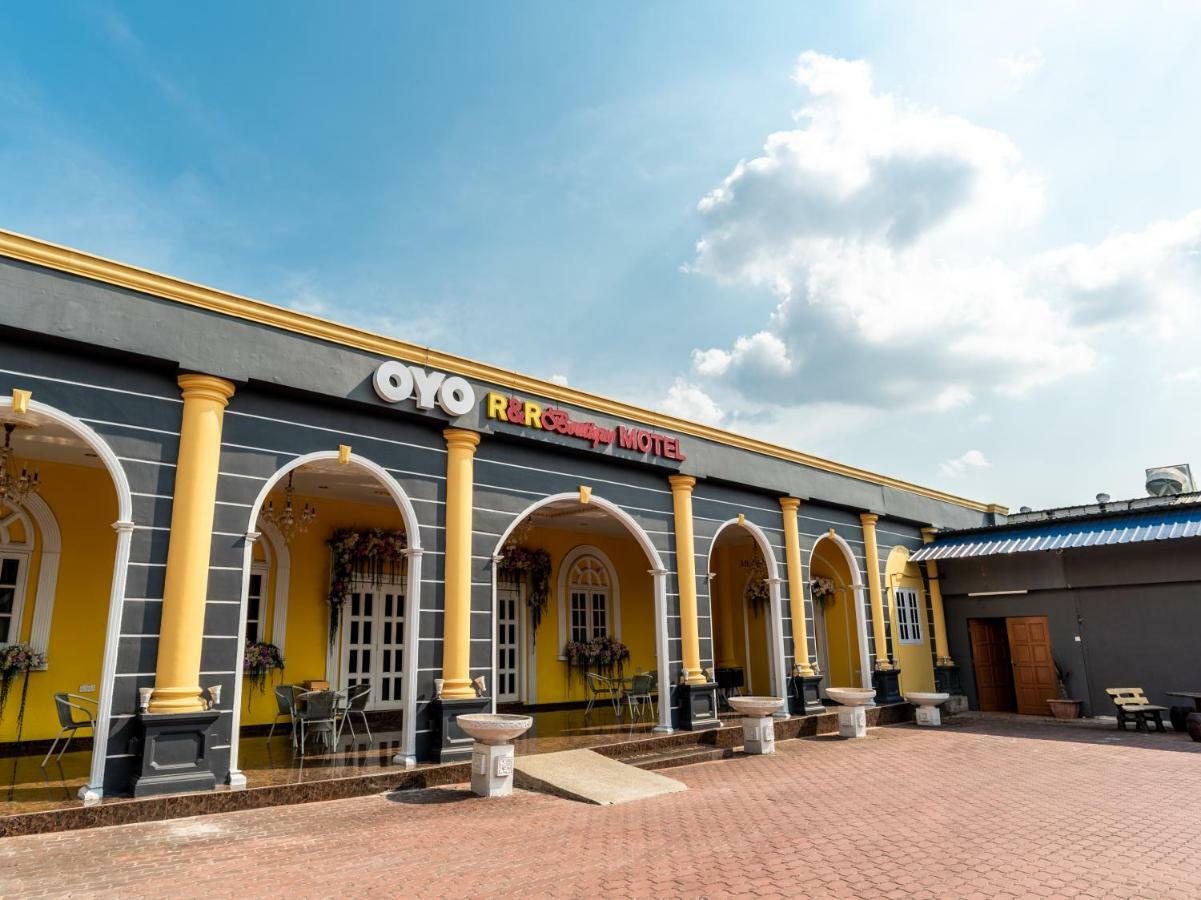 Oyo 1228 R & R Motel Johor Bahru Extérieur photo