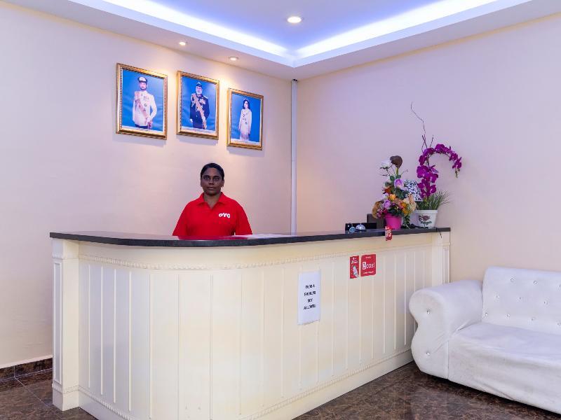Oyo 1228 R & R Motel Johor Bahru Extérieur photo
